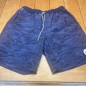 Fish Hippie Co. Shaker Hybrid Shorts Large Blue Camo Lined